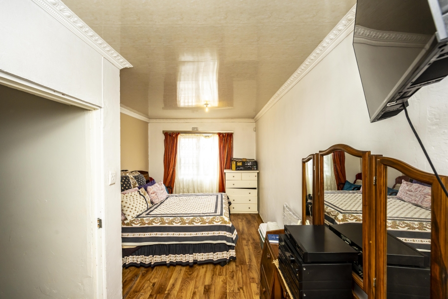 5 Bedroom Property for Sale in Beacon Bay North Eastern Cape